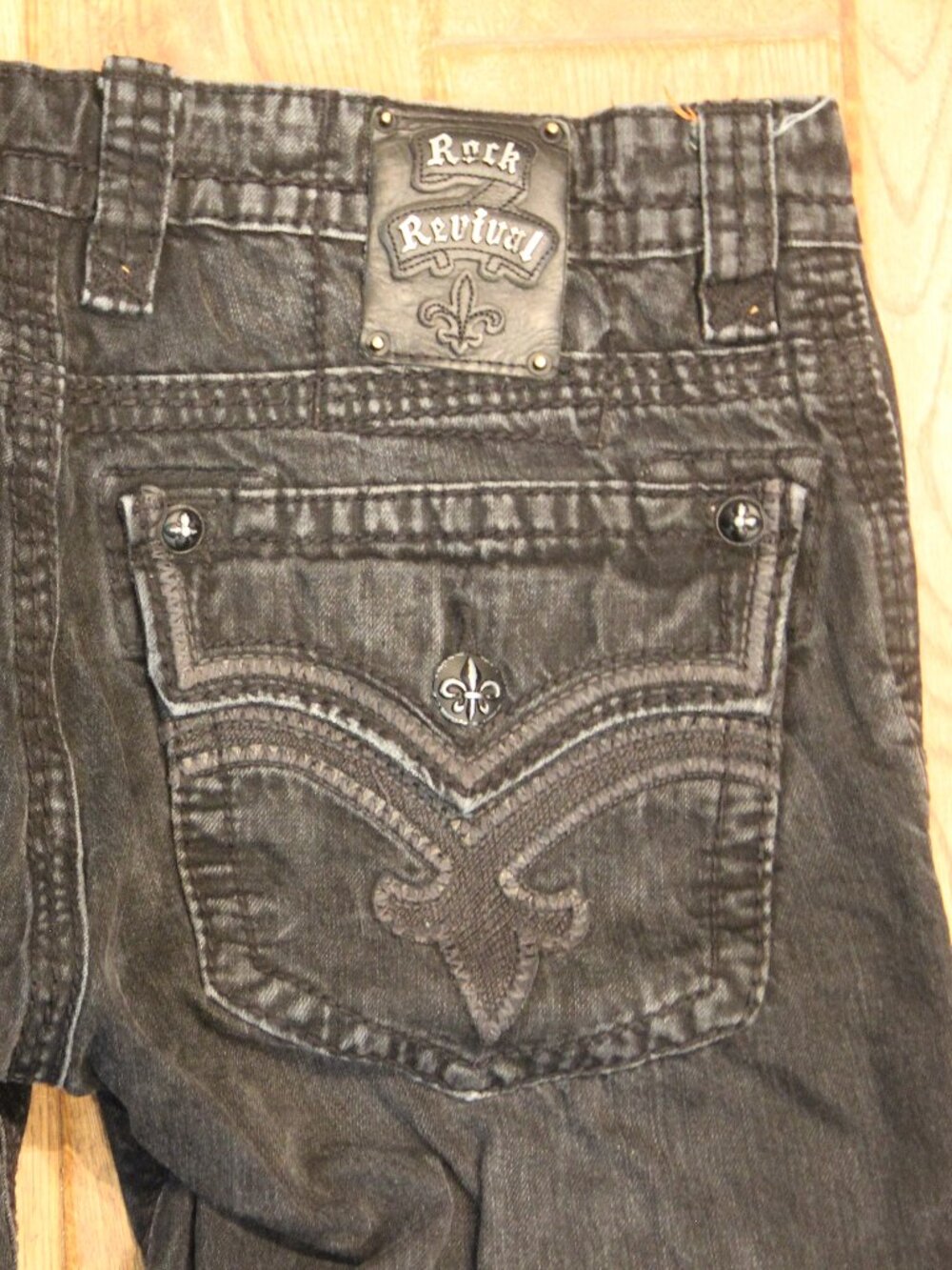 Rock Revival Bob 34